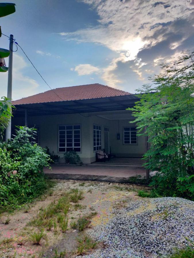 Sya Al-Yahya Homestay Kuala Terengganu Eksteriør billede